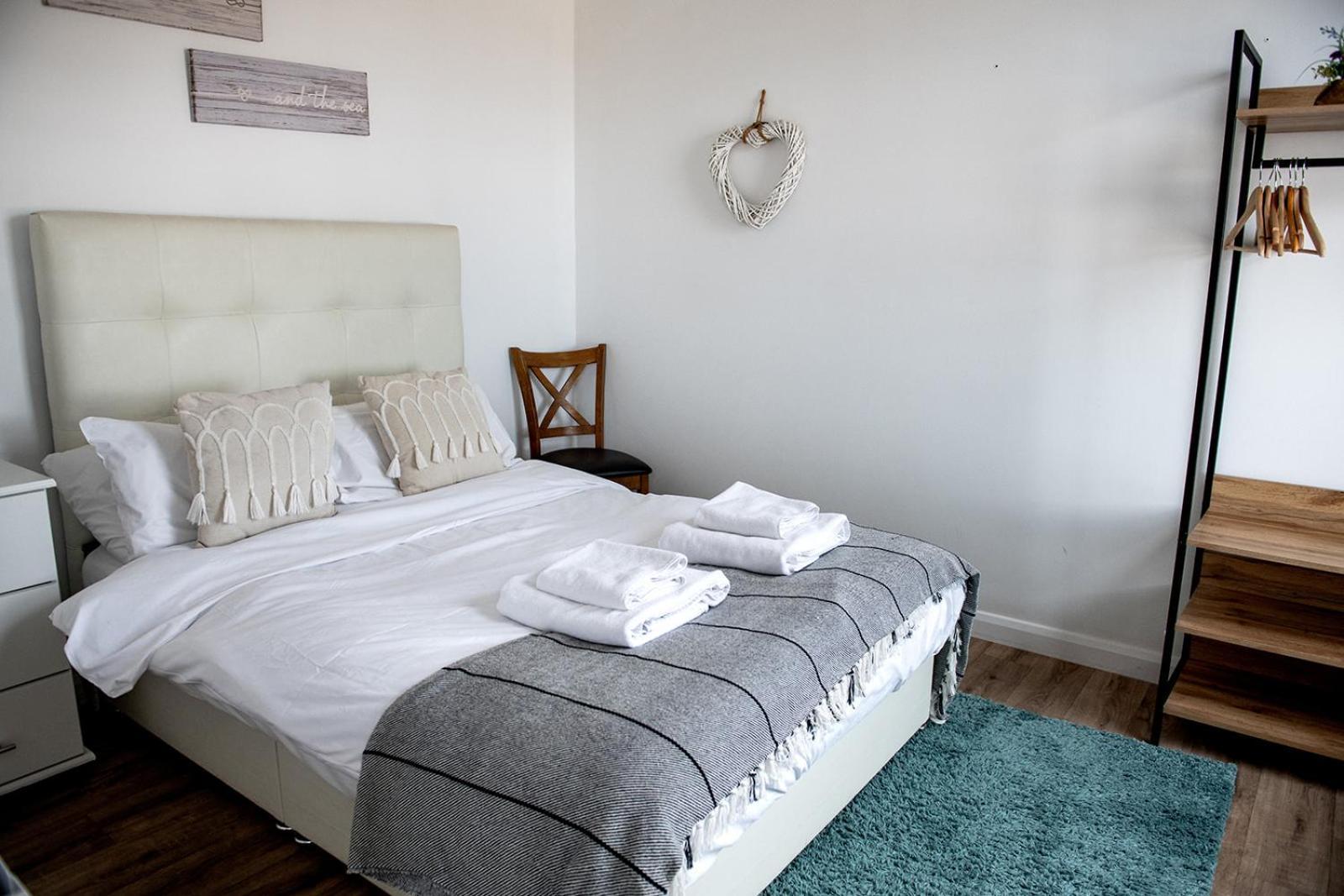 The Pearl Suite By Margate Suites Bagian luar foto